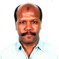 Raafat Eid, Head of customers services 