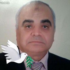 عبد الفتاح محمد حسن عبد الحافظ, مدير  عام ببنك القاهرة بالمعاش حاليا 