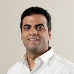 عمر أحمد, Divisional Head of Finance