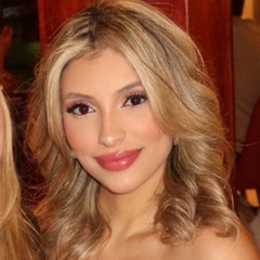 Isadora Silva , make-up artist