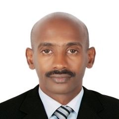 محمد الامين, customer services representative