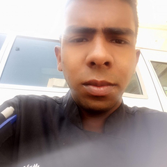ياسين Hossain , demi chef de partie