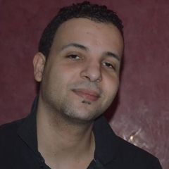 Mohamed Hassan, مساعد
