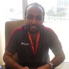 رامي العقاد, deputy director of the engineering department