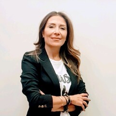 Nicole Saade, Marketing and product Manager 