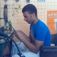 ياسر محمد فكرى, فنى صيانة محمول وكمبيوتر