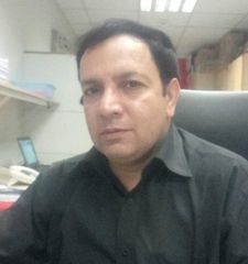 Tariq Tariq, Office Administrator