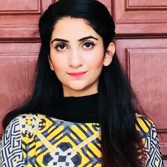 Omaima Sardar, Social Media Executive