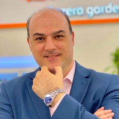 يونس سكينه, Chief Operating Officer